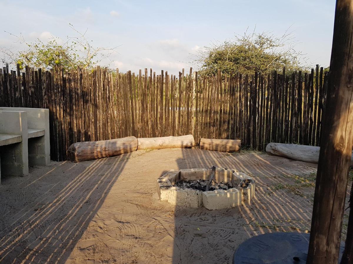 Izulu Eco Lodge ซอดวานาเบย์ ภายนอก รูปภาพ